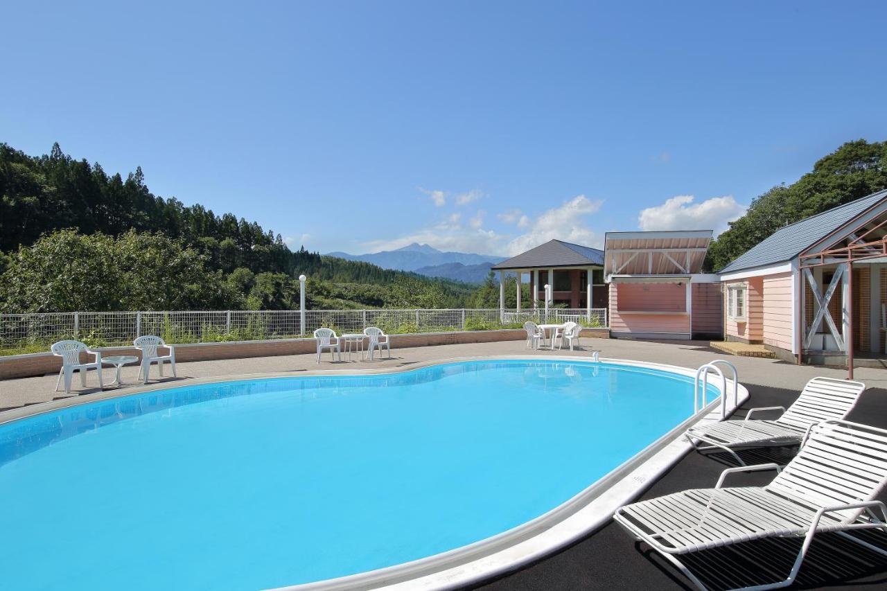 Hotel Ryu Resort And Spa Такаяма Екстер'єр фото